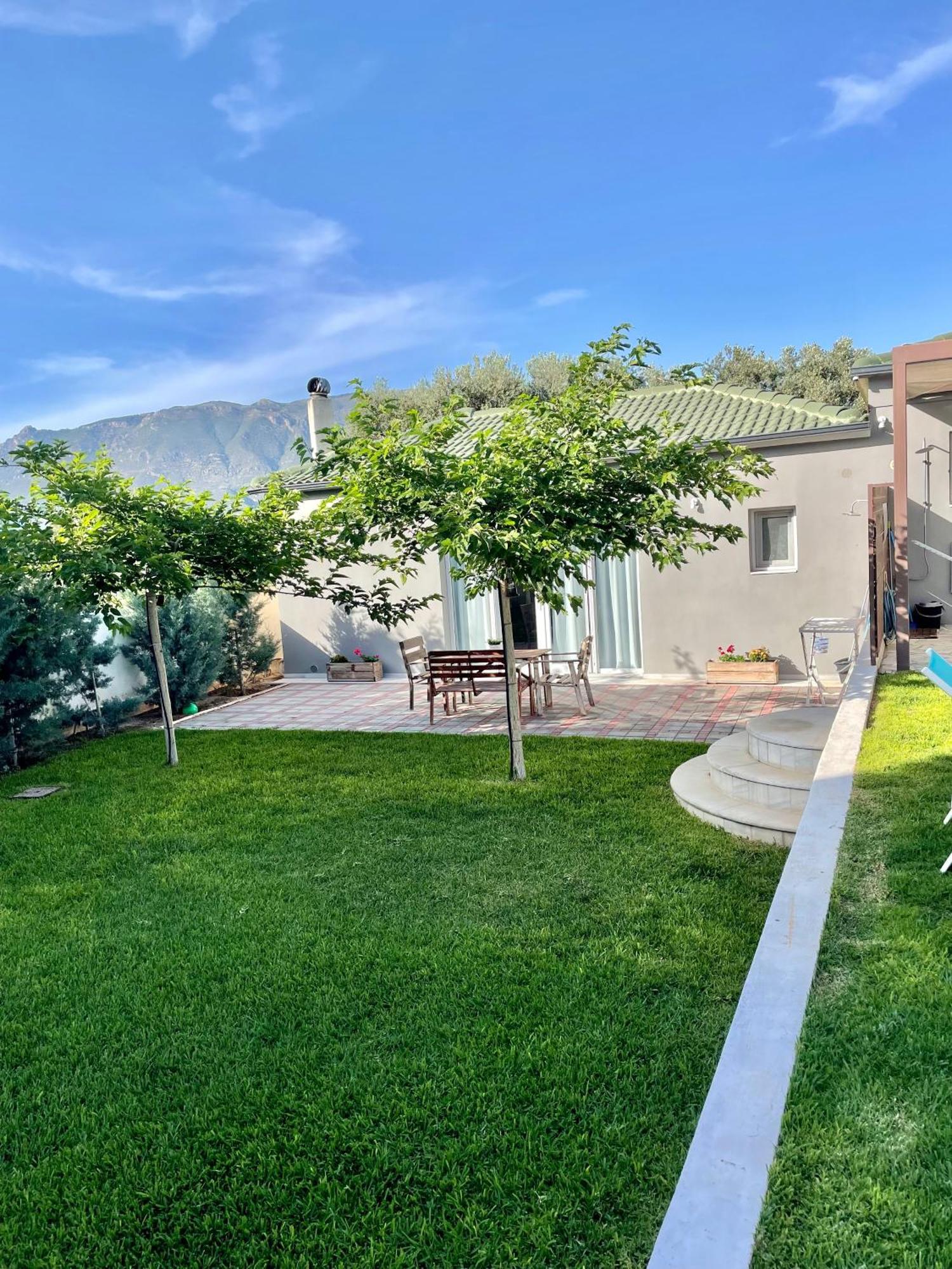 Pool Guesthouse Corinth المظهر الخارجي الصورة