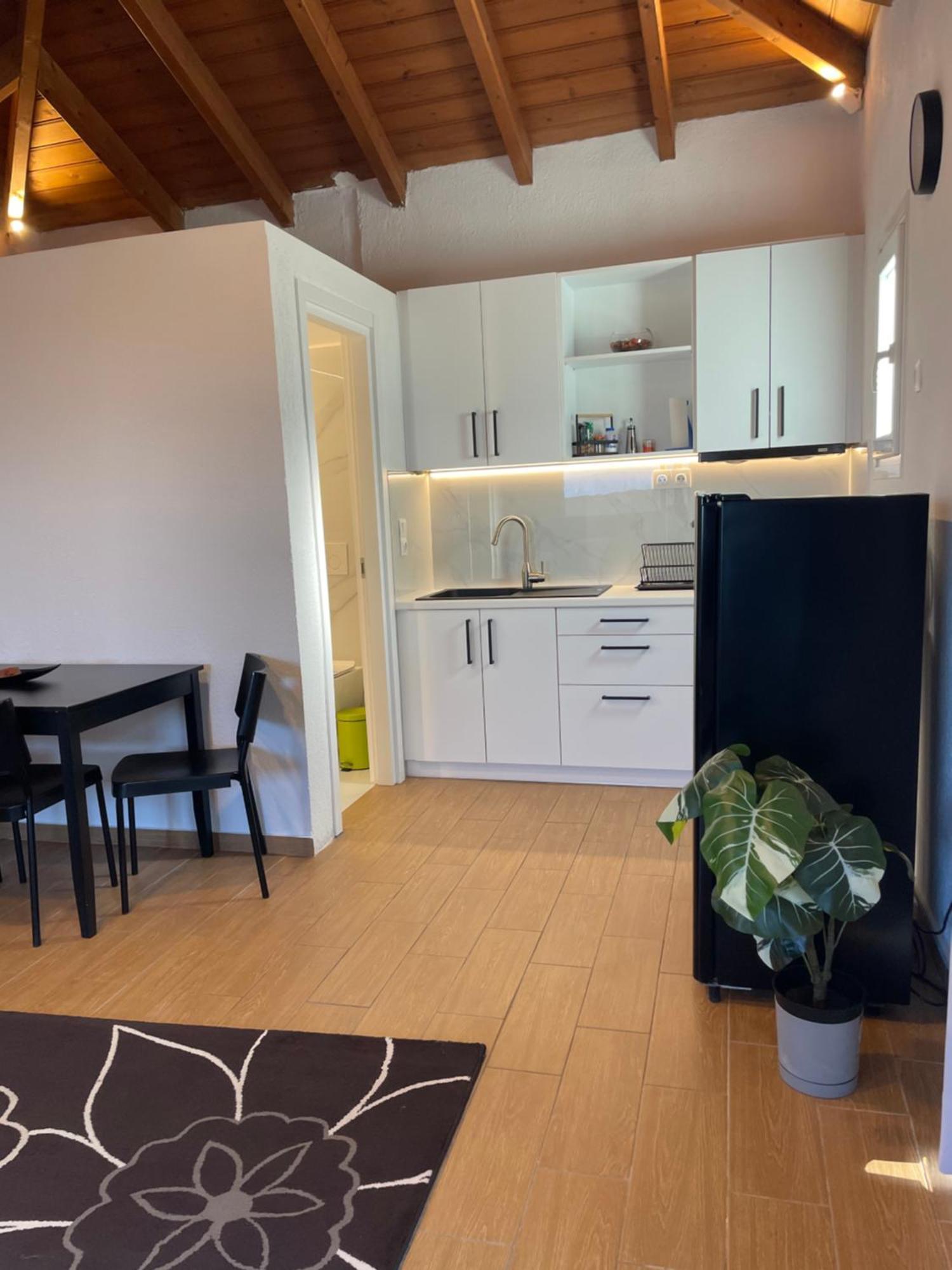 Pool Guesthouse Corinth المظهر الخارجي الصورة